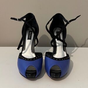 High heels, White House Black Market